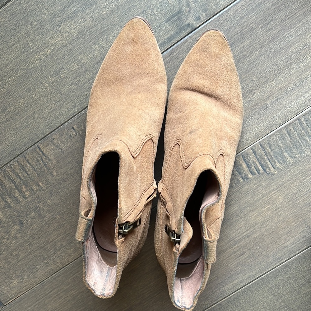 Tan Madewell boots in good condition